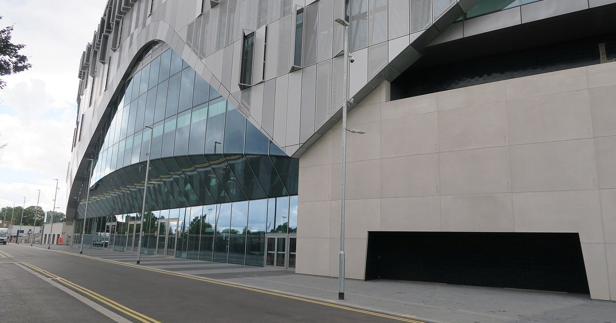 Pronóstico Tottenham vs Coventry: entrada este del Tottenham Hotspur Stadium en Londres