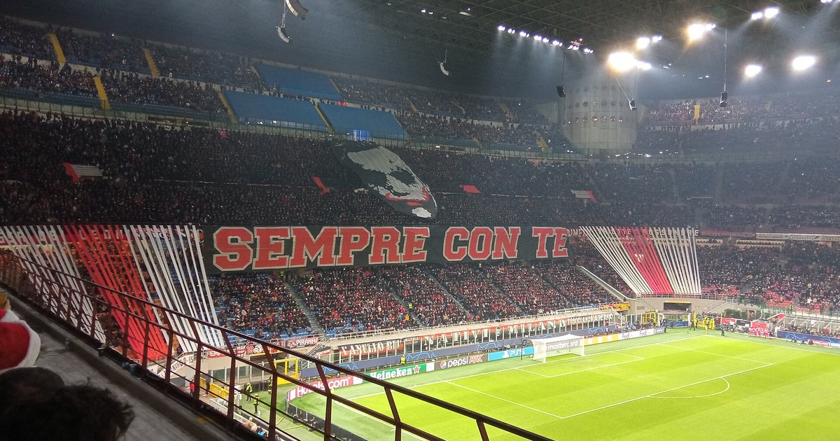 Pronóstico Milan vs Bologna: afición rossonera en la Curva Sud de San Siro